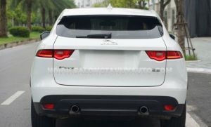 Xe Jaguar F-Pace Prestige 2016