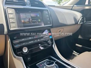 Xe Jaguar XE 2.0 T 2015