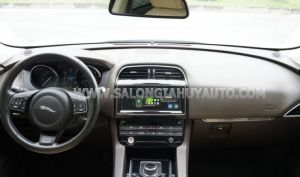 Xe Jaguar F-Pace Prestige 2016