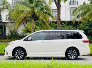 Xe Toyota Sienna Limited 3.5 2019