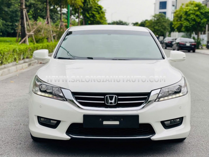 Honda Accord 2.4 AT 2014