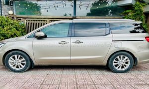 Xe Kia Sedona 2.2 DAT Luxury 2019