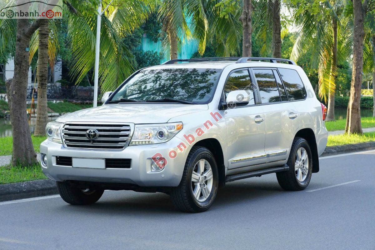 Toyota Land Cruiser 5.7 V8 2014