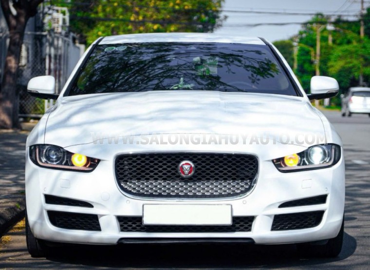 Jaguar XE 2.0 T 2015