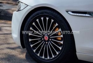 Xe Jaguar XE 2.0 T 2015