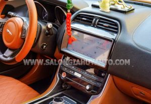 Xe Jaguar XE 2.0 T 2015